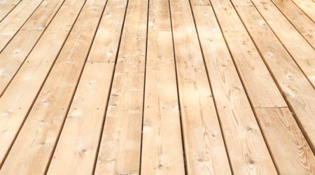 How to Use Deck Cleaner and Brightener - The Handyman's Daughter