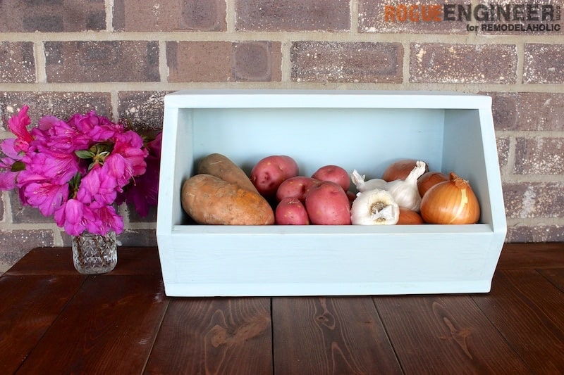 20 Diy Wooden Boxes And Bins To Get Your Home Organized The Handymans Daughter 1014