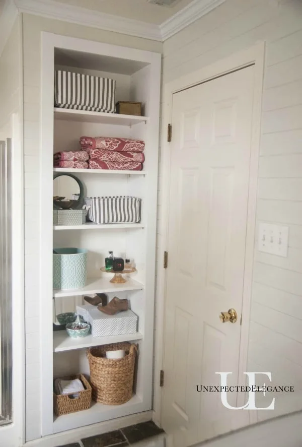 25 Best Built-in Bathroom Shelf and Storage Ideas for 2019