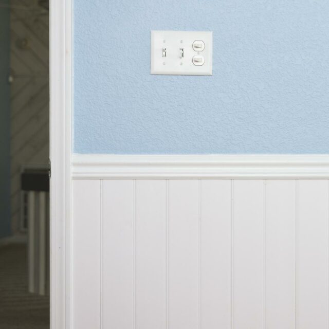 Wainscoting Vs Board And Batten - The Handyman's Daughter