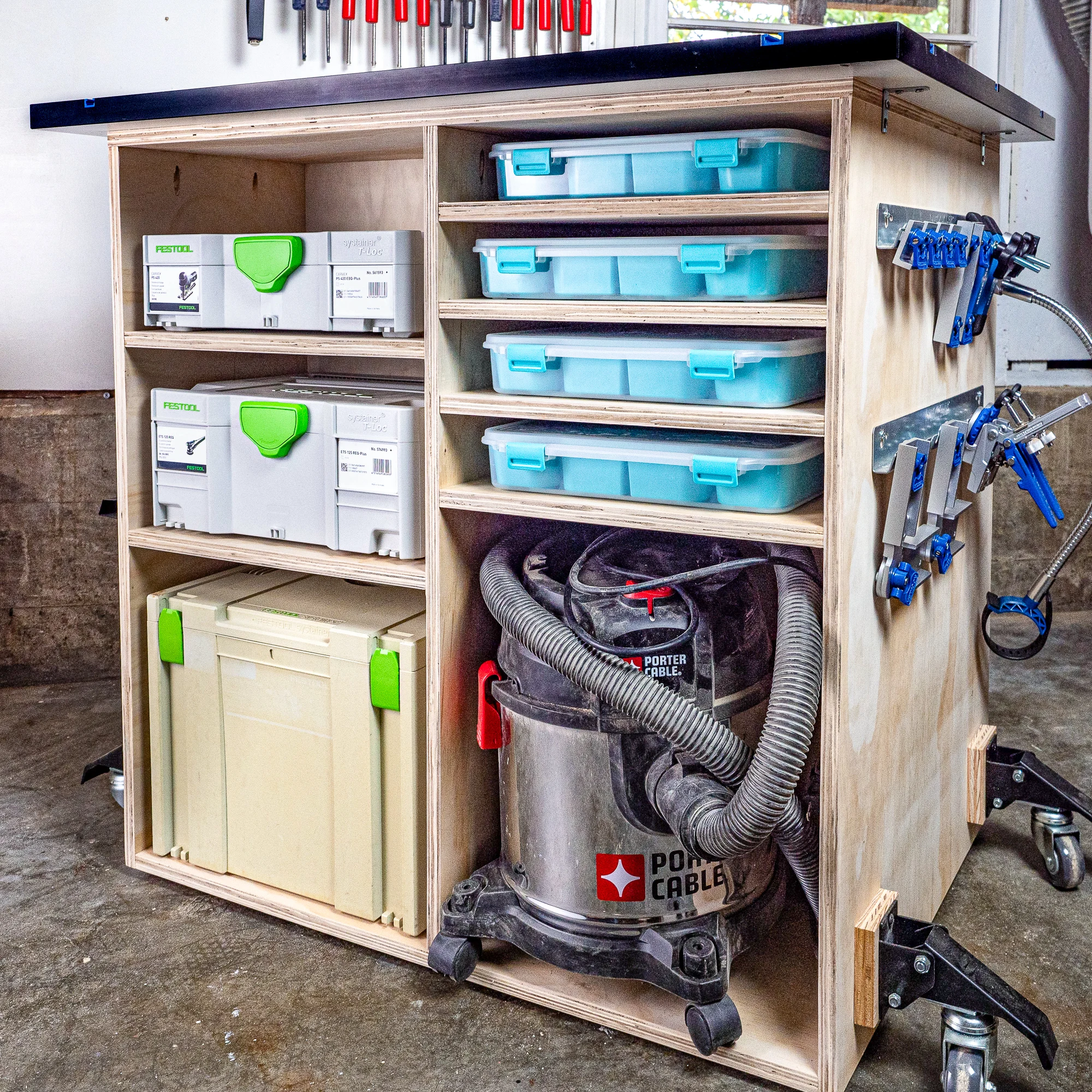 DIY small mobile workbench with storage shelves